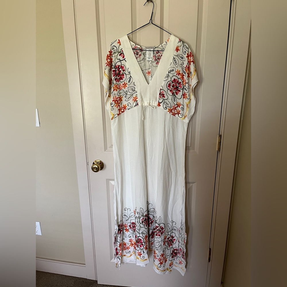 White Maxi Dress or Coverup